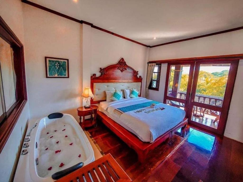 The View Pavilion Hotel Luang Prabang Exterior foto