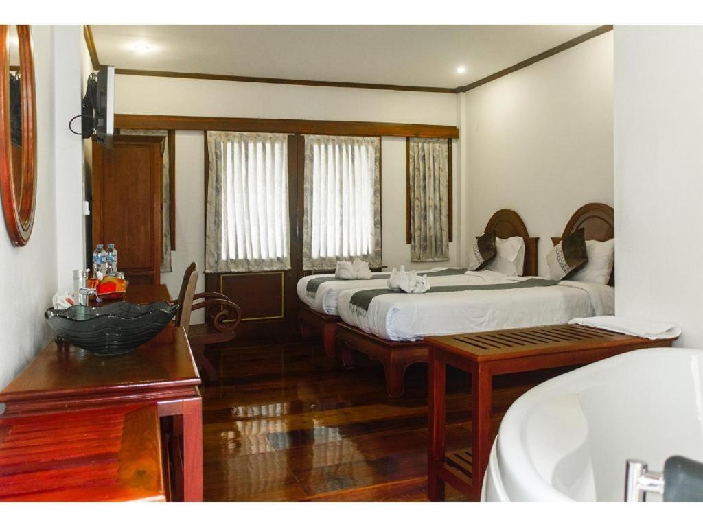 The View Pavilion Hotel Luang Prabang Exterior foto